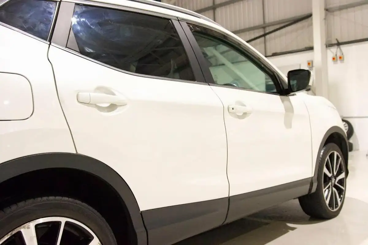 2015-nissan-qashqai-16dci-tekna-big-16
