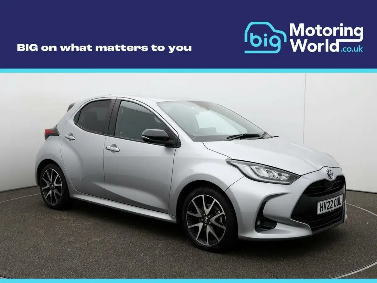 2022-toyota-yaris-15-vvt-i-dynamic-big-0