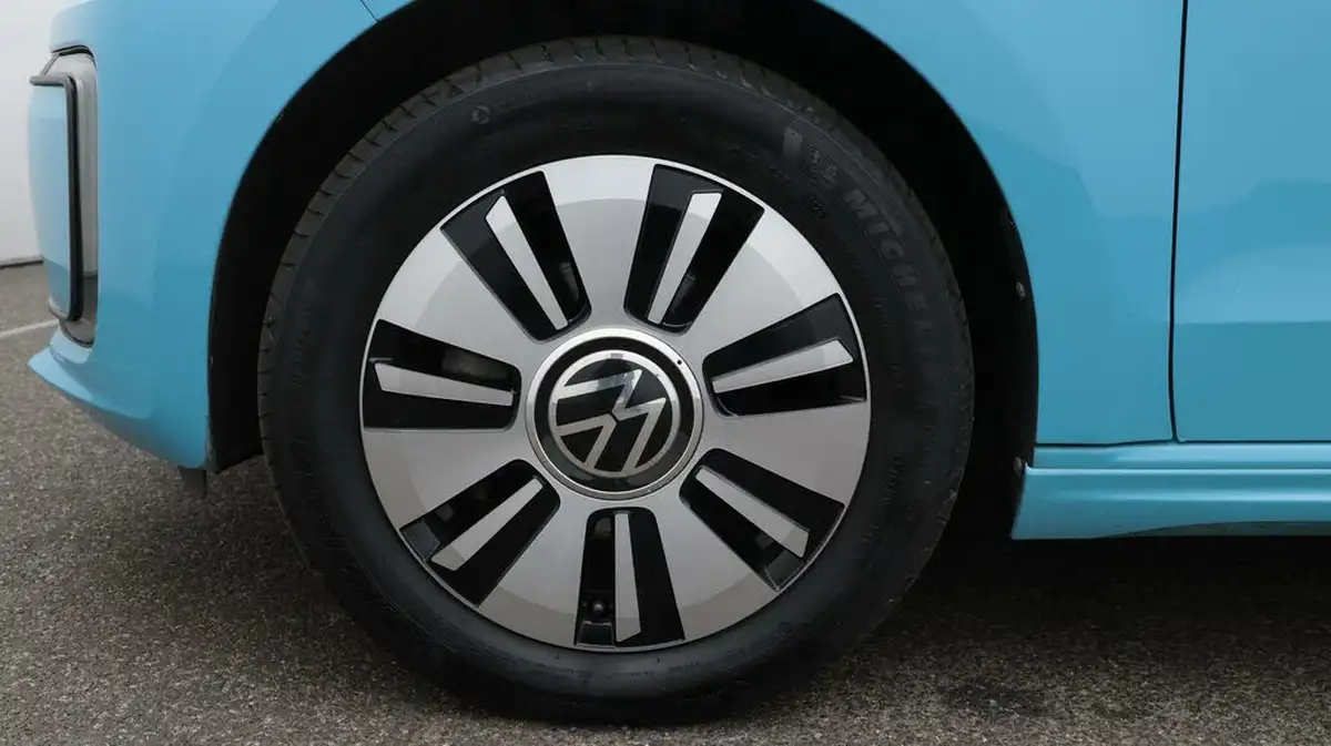 2022-volkswagen-up-e-e-up-big-18