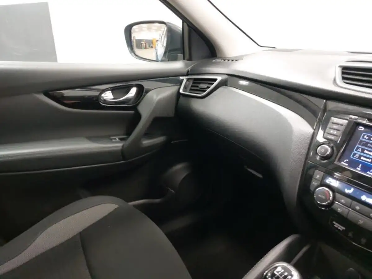 2019-nissan-qashqai-13-dig-t-acenta-premium-140ps-big-10