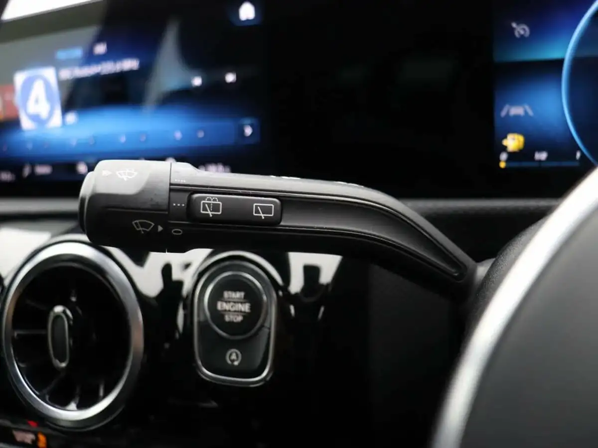 2021-mercedes-benz-a-class-13-a180-sport-executive-hatchback-5d-7g-dct-big-30