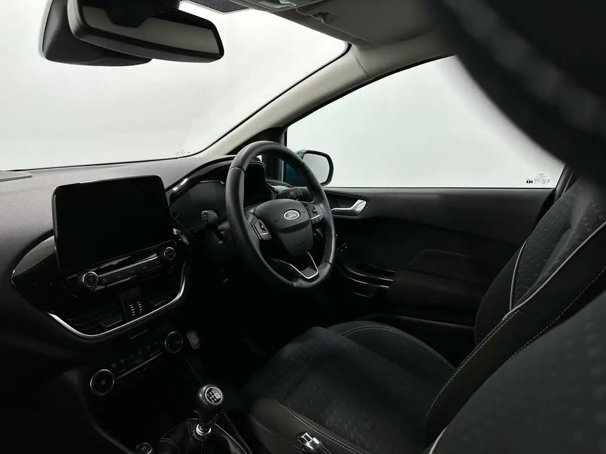2018-ford-fiesta-10t-titanium-100ps-5d-big-27
