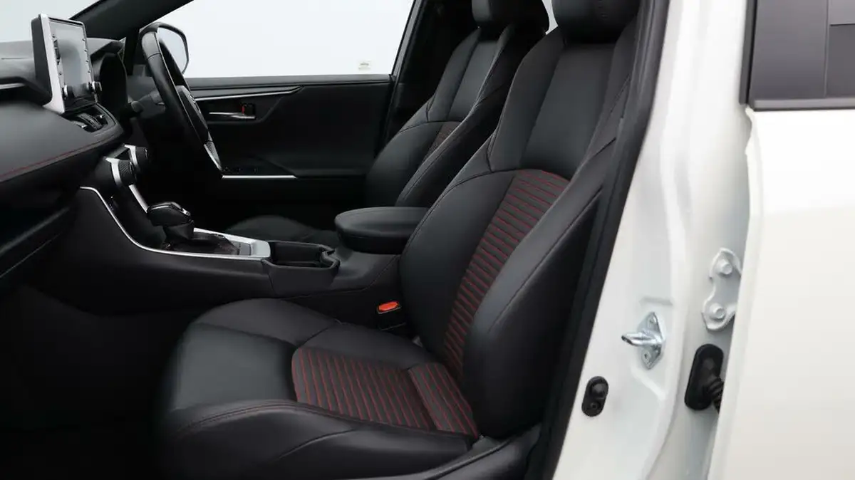 2021-toyota-rav4-25-vvt-i-dynamic-302bhp-plug-in-big-6