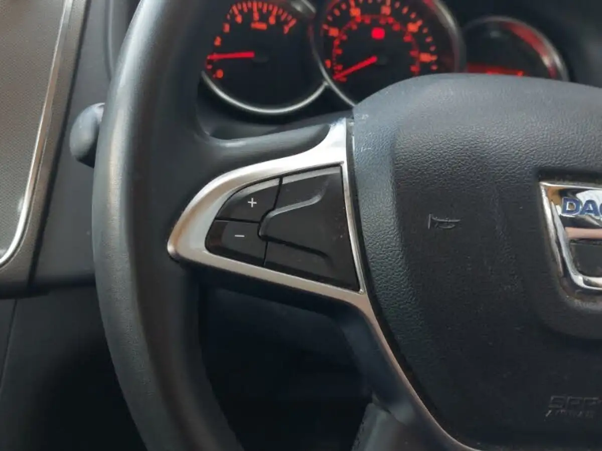 2021-dacia-sandero-stepway-09-tce-comfort-big-16