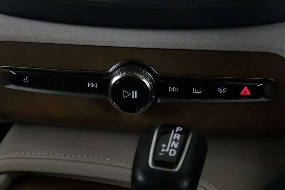 2019-volvo-xc90-20td-d5-inscription-pro-big-33