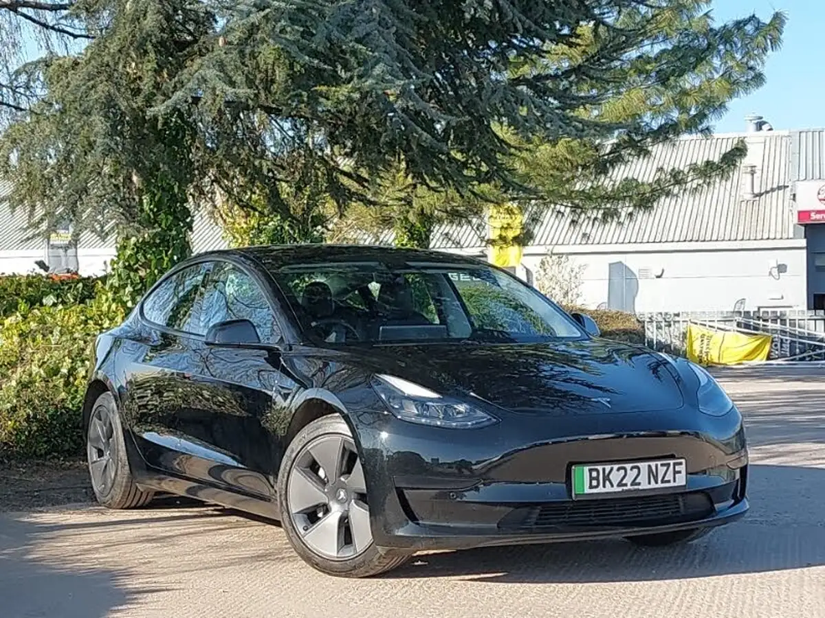 2021-tesla-model-3-e-standard-plus-big-0