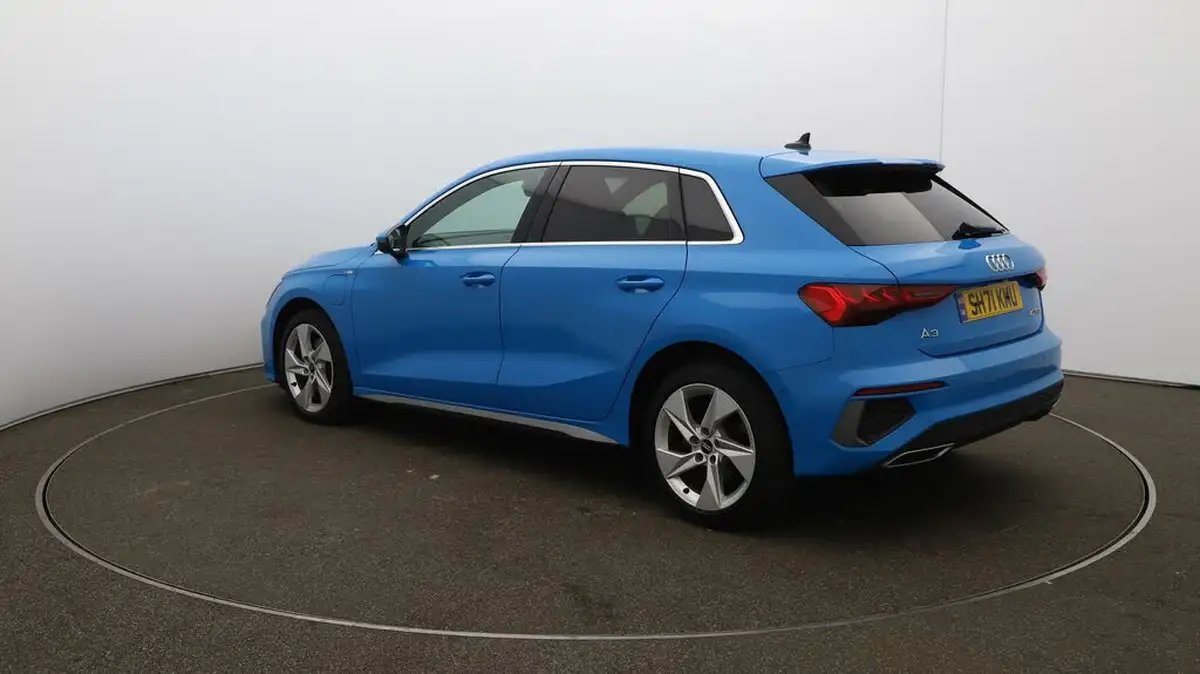 2021-audi-a3-14-40-tfsi-e-s-line-big-5