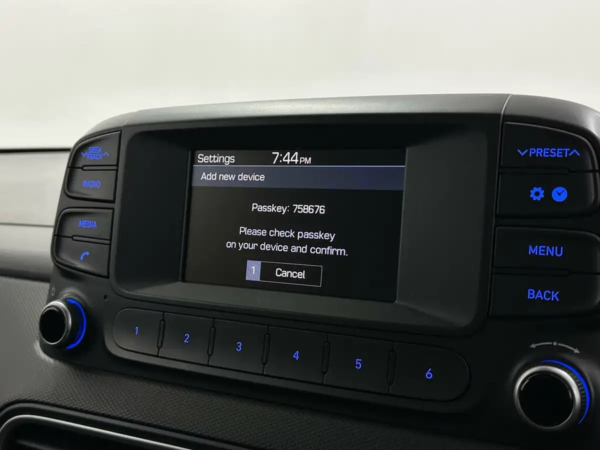 2018-hyundai-kona-10-t-gdi-s-big-19
