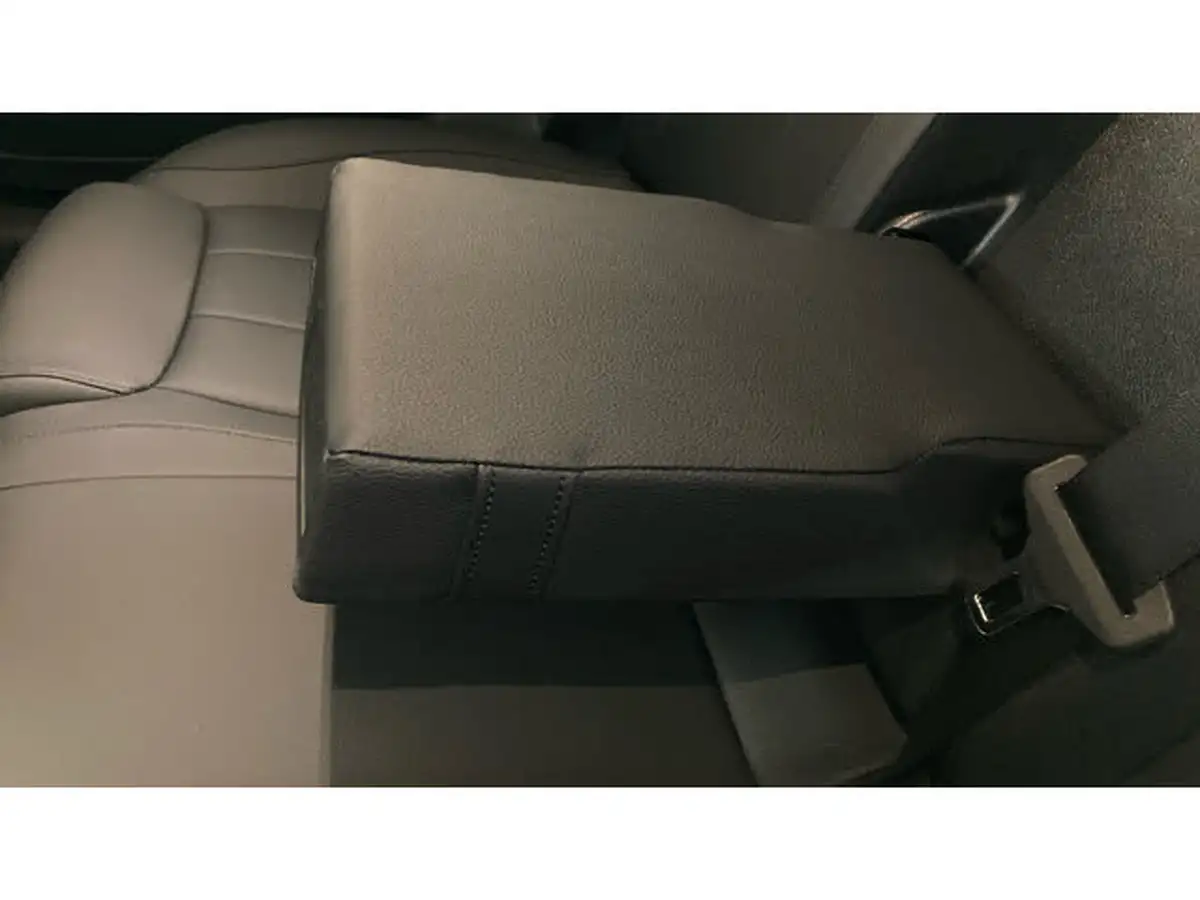 2024-mercedes-benz-a-class-13-a200-sport-executive-hatchback-5d-big-76