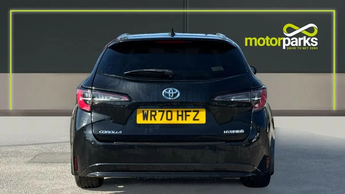 2020-toyota-corolla-18-vvt-i-design-trk-touring-sports-5d-big-3
