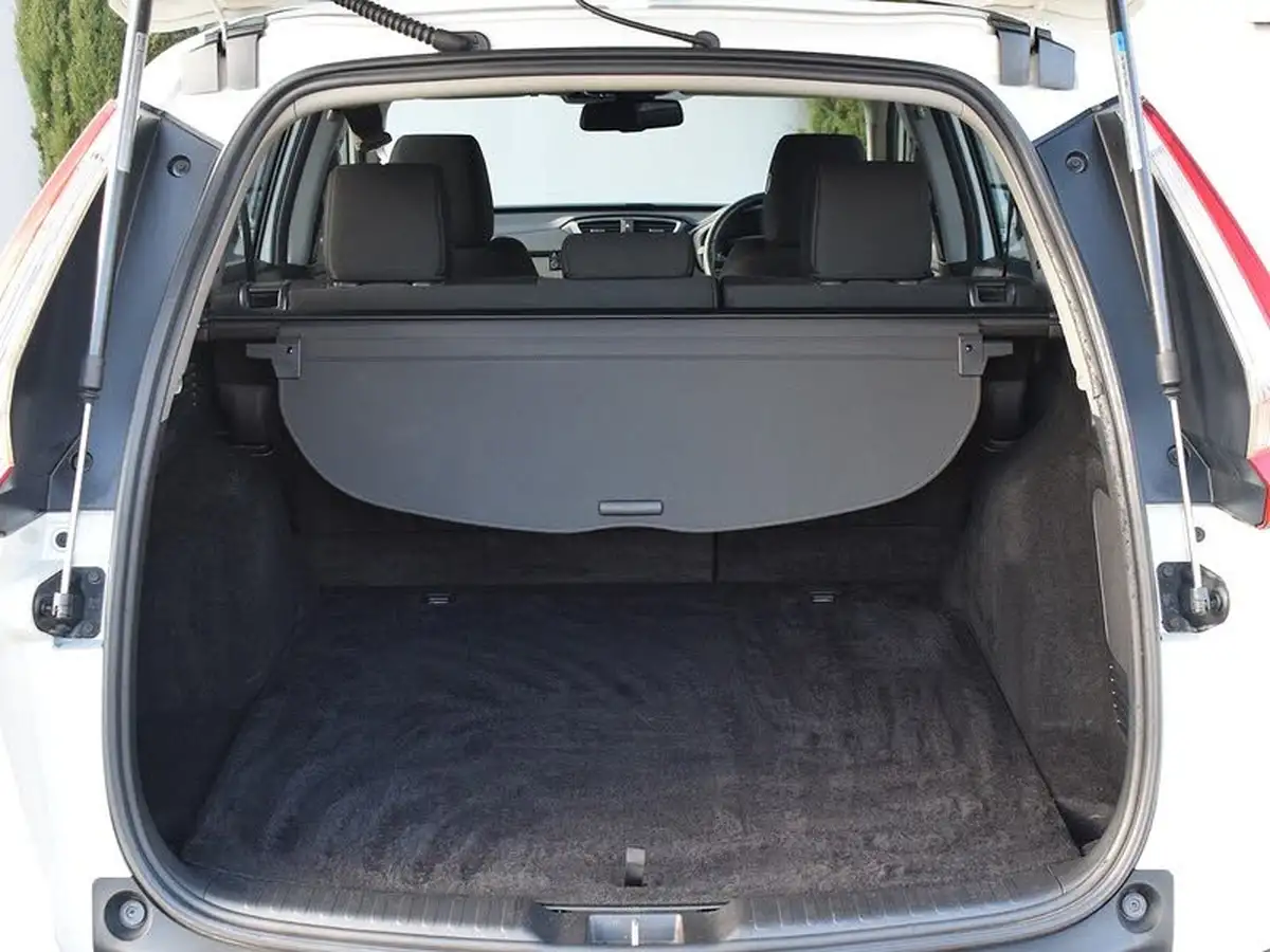 2019-honda-cr-v-20-i-mmd-se-4wd-big-23