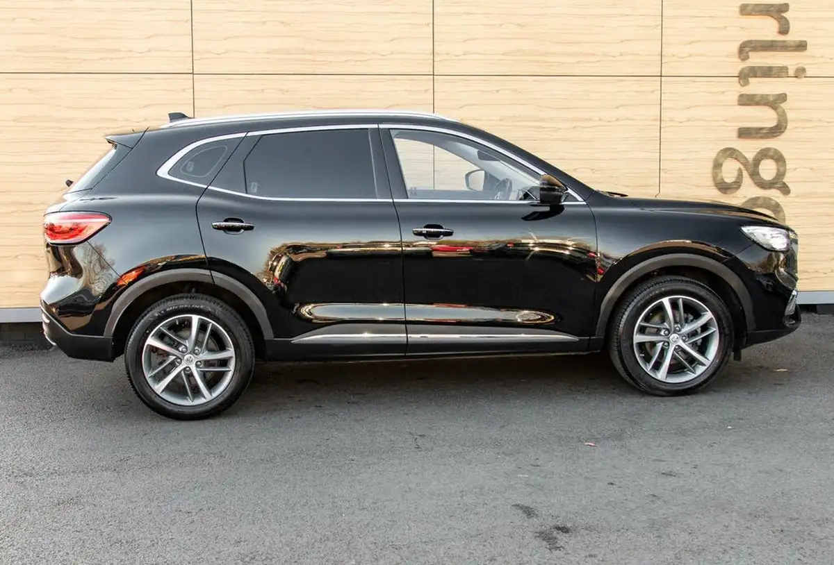 2022-mg-hs-15t-gdi-excite-162ps-big-12