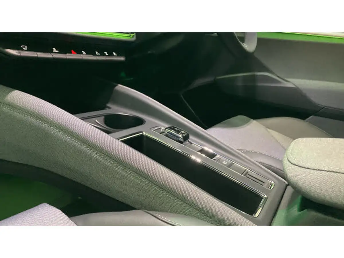 2022-skoda-enyaq-e-60-big-12