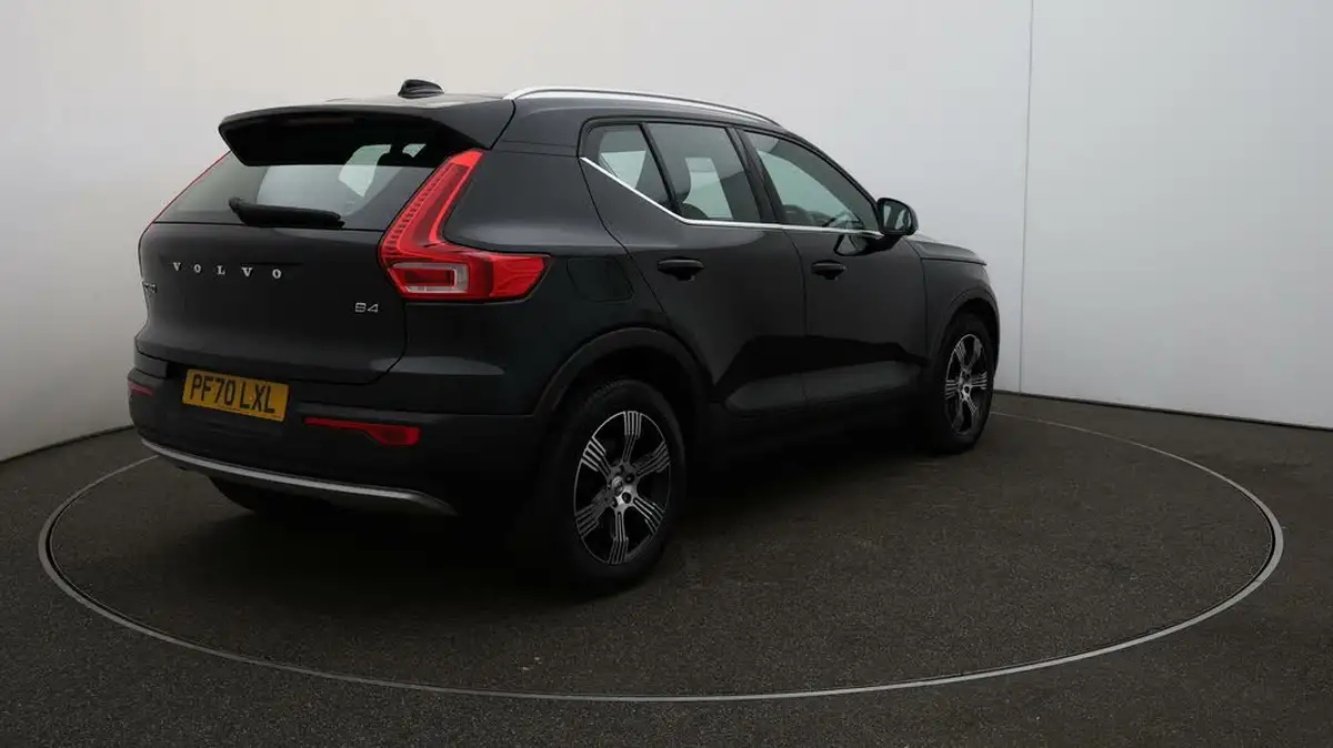 2021-volvo-xc40-20-b4-inscription-197bhp-geartronic-big-7
