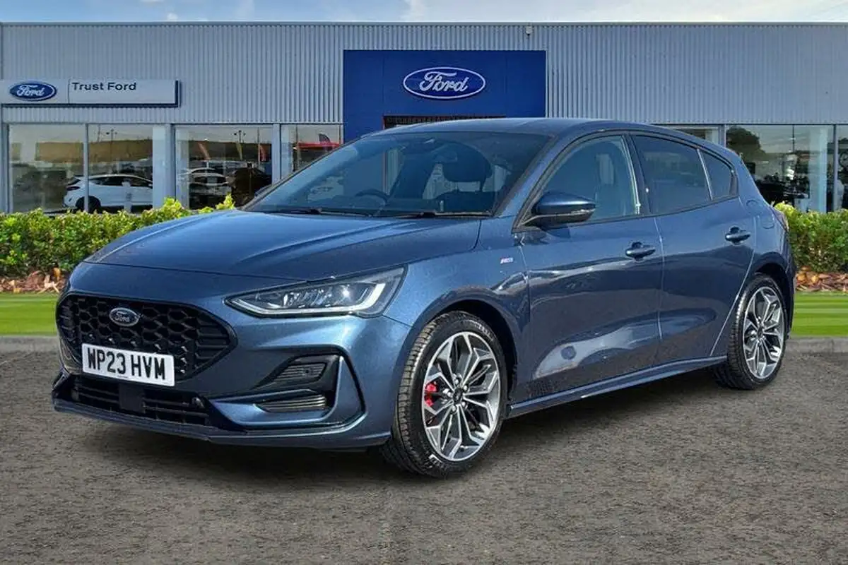 2023-ford-focus-10t-st-line-x-125ps-hatchback-big-4