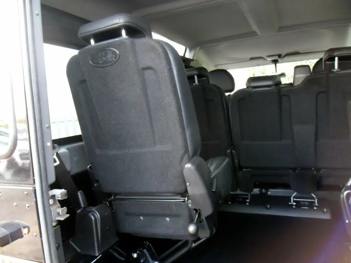 2014-land-rover-110-defender-22td-xs-station-wagon-5-drs-big-34