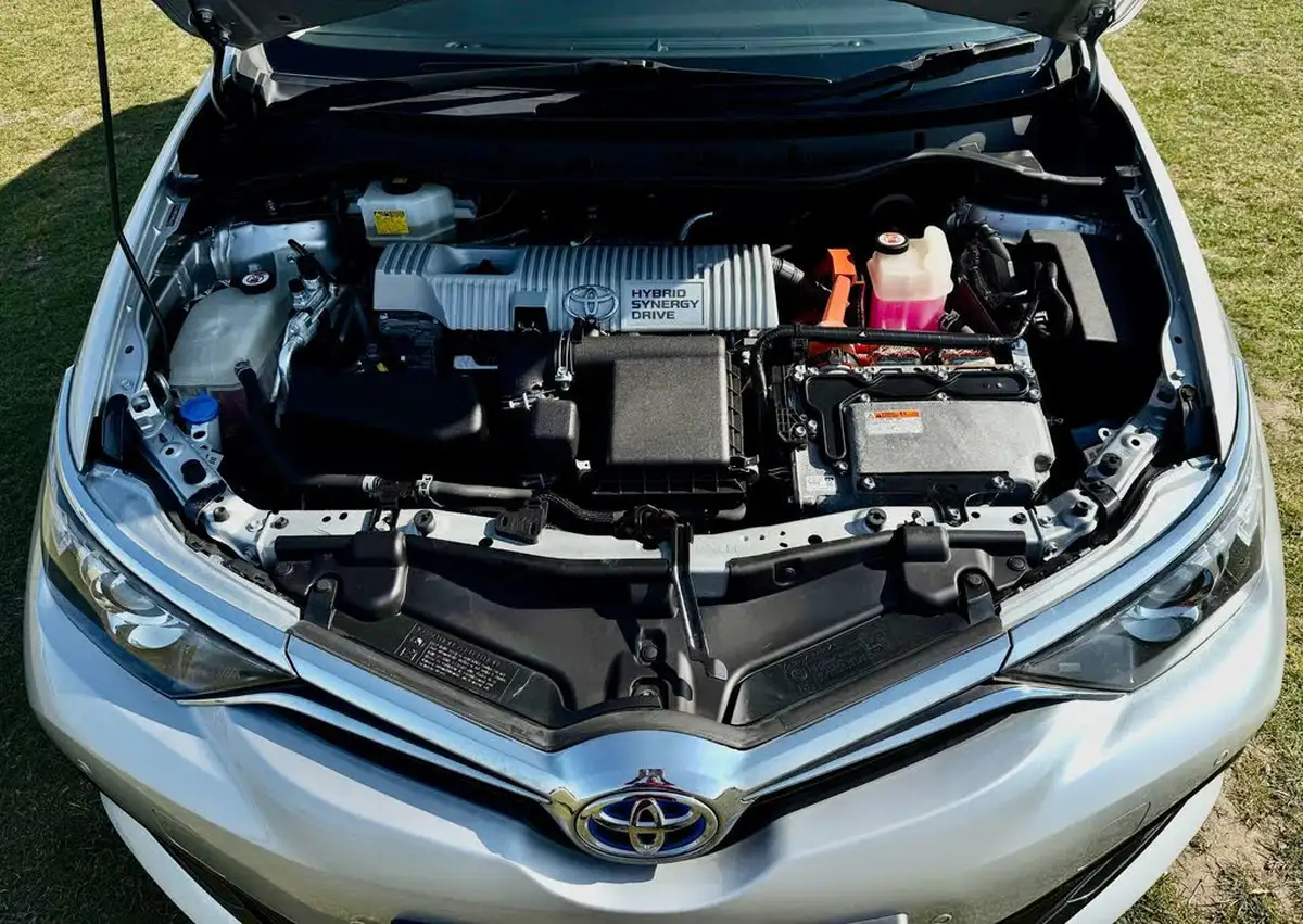 2018-toyota-auris-18-vvt-i-hsd-icon-hatchback-big-29