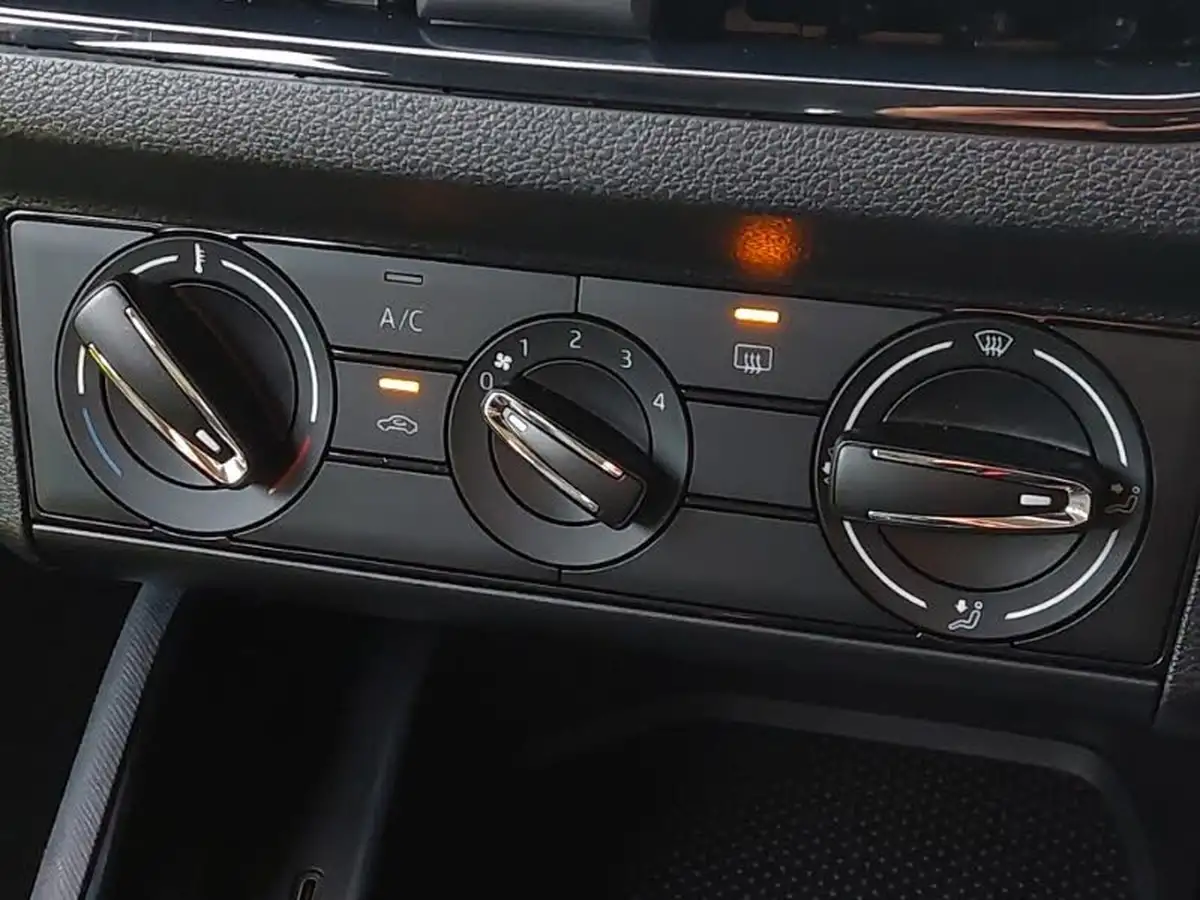 2022-skoda-scala-10-tsi-se-95ps-big-14