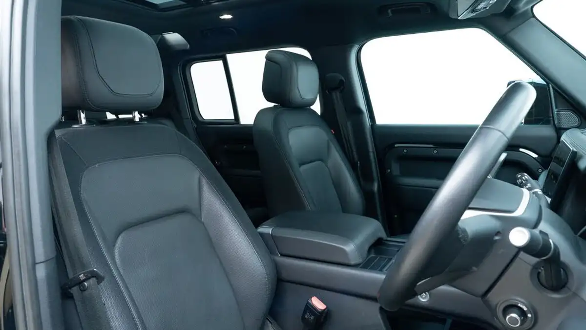 2023-land-rover-110-defender-30-d300-x-dynamic-hse-big-2