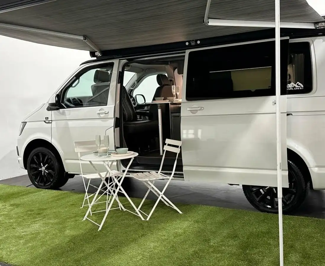 2016-volkswagen-transporter-20tdi-t32-highline-bmt-102ps-swb-panel-van-big-9