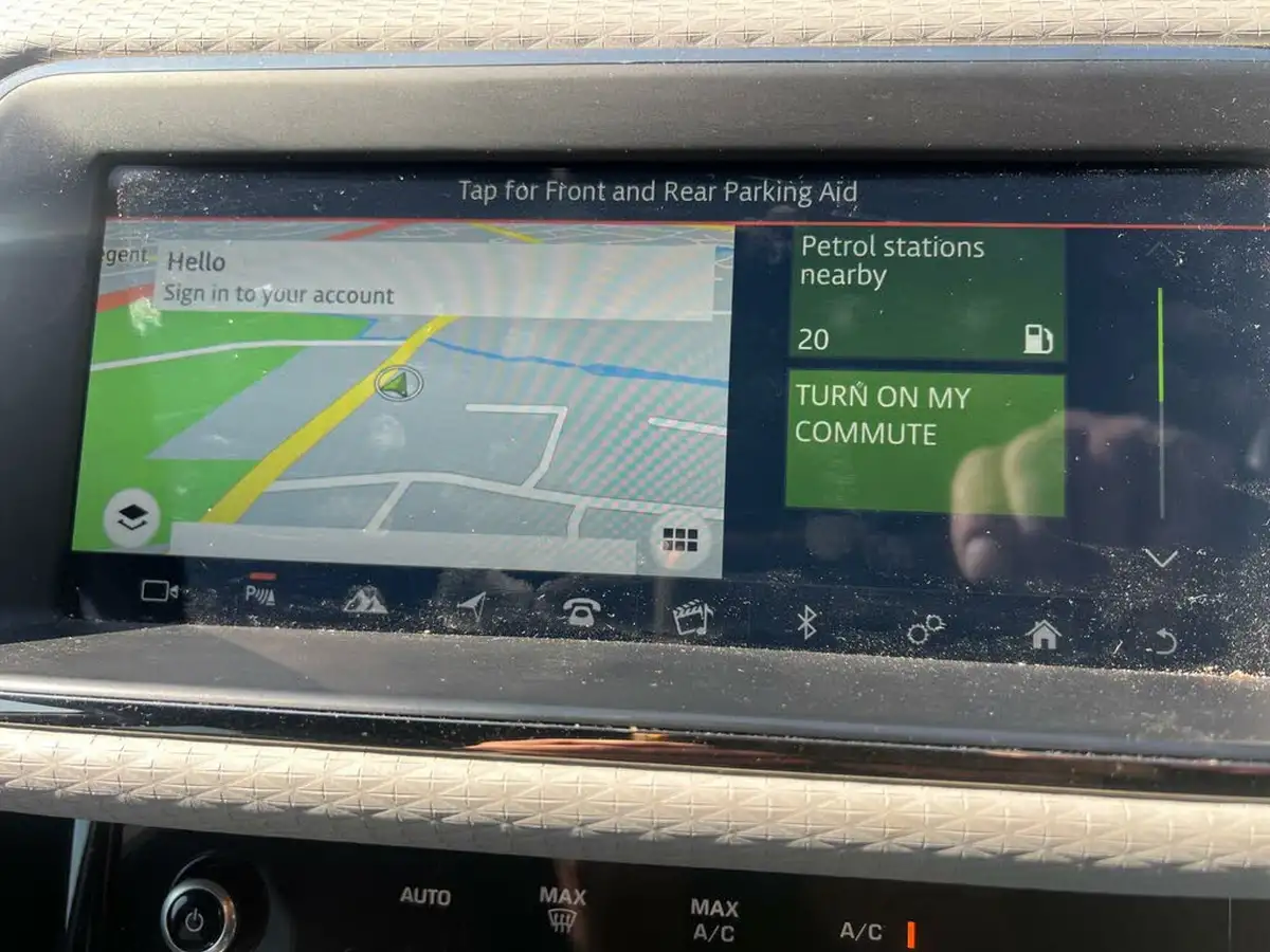 2021-land-rover-range-rover-evoque-15-p300e-r-dynamic-s-big-29