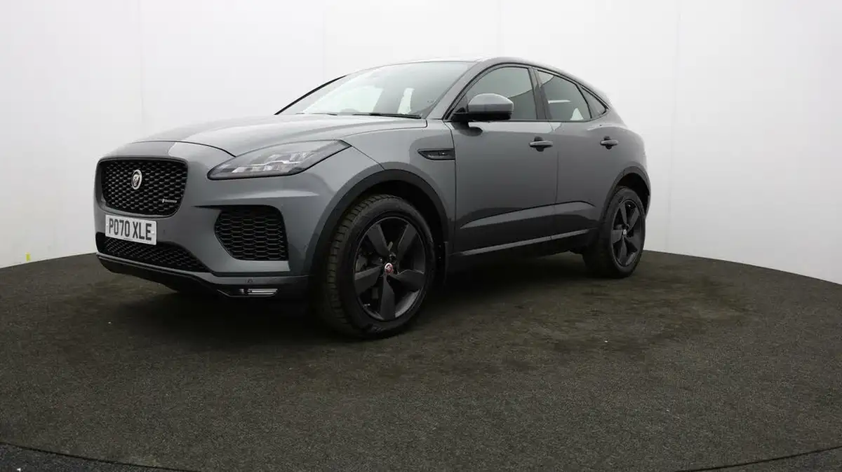 2020-jaguar-e-pace-20-i4d-chequered-flag-180ps-big-53