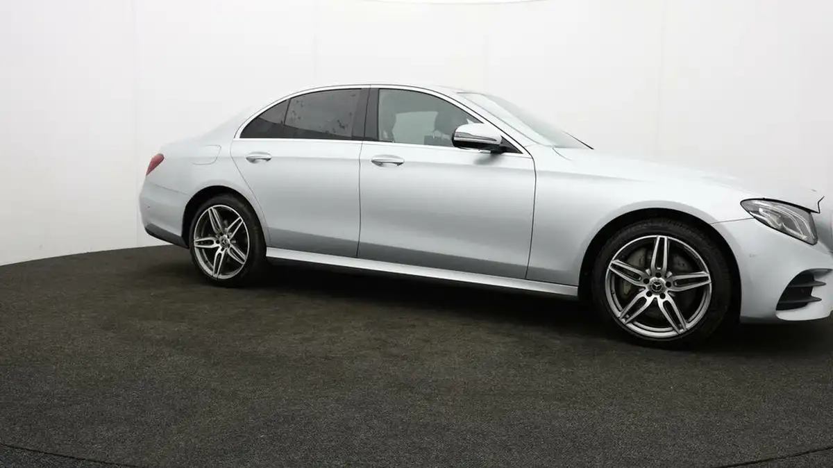 2018-mercedes-benz-e-class-30d-e350d-amg-line-premiumss-saloon-4d-4matic-big-38
