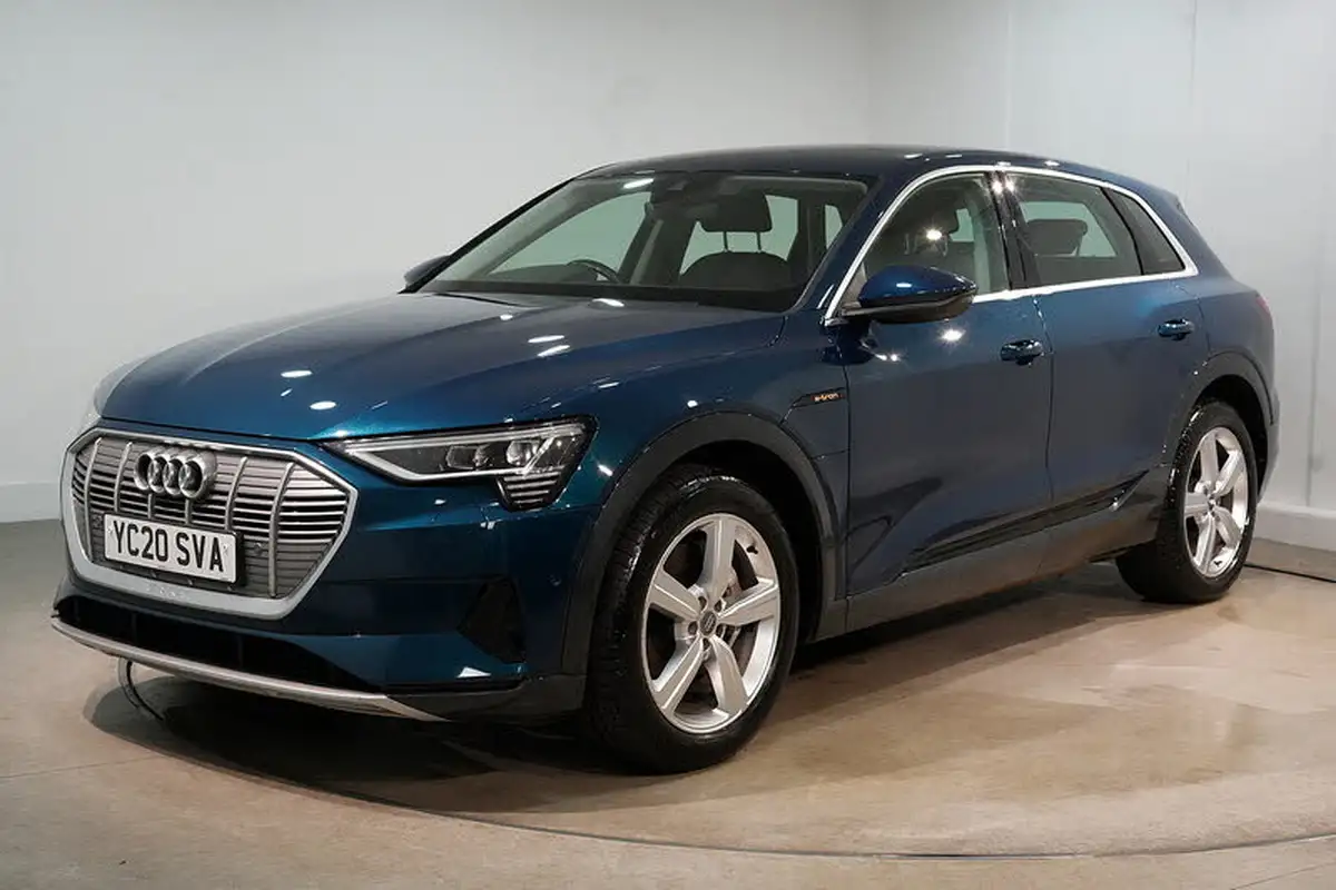 2020-audi-e-tron-50e-technik-big-4