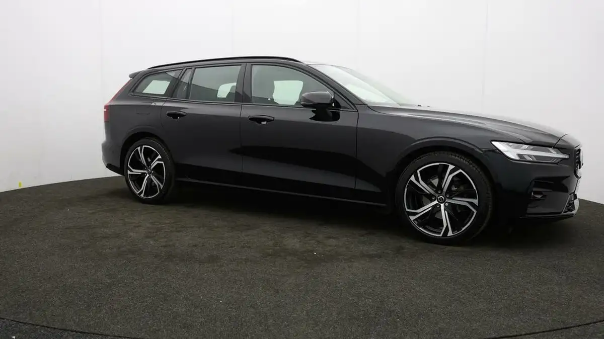 2023-volvo-v60-20-b3-plus-station-wagon-big-36