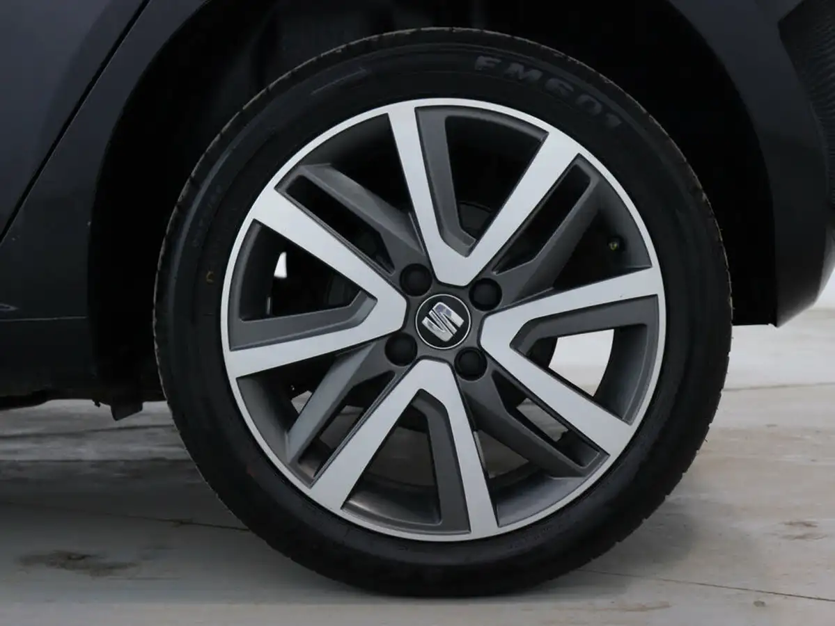 2021-seat-mii-e-big-11