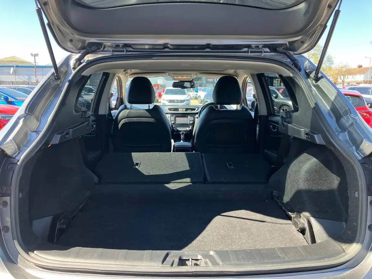 2018-nissan-qashqai-12-dig-t-tekna-big-22