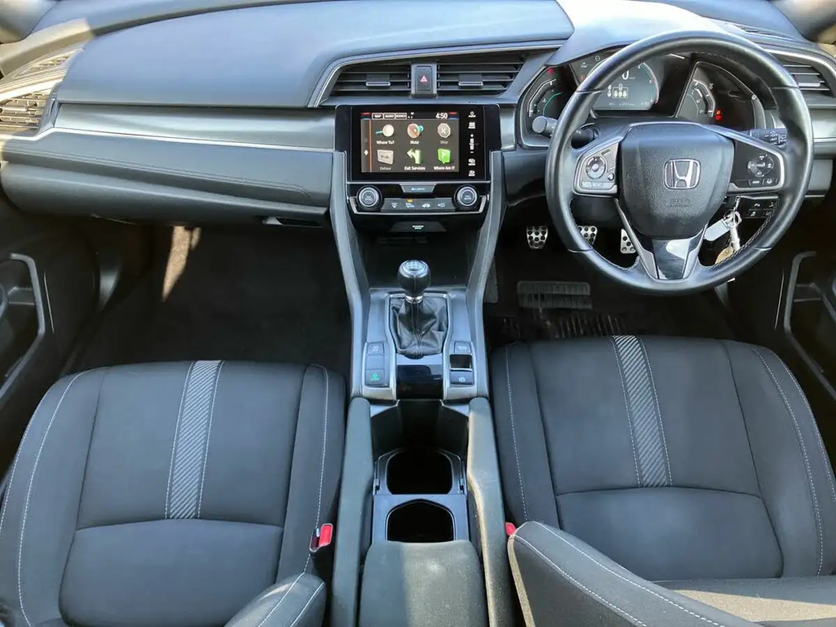 2018-honda-civic-16-i-dtec-sr-hatchback-5d-big-8