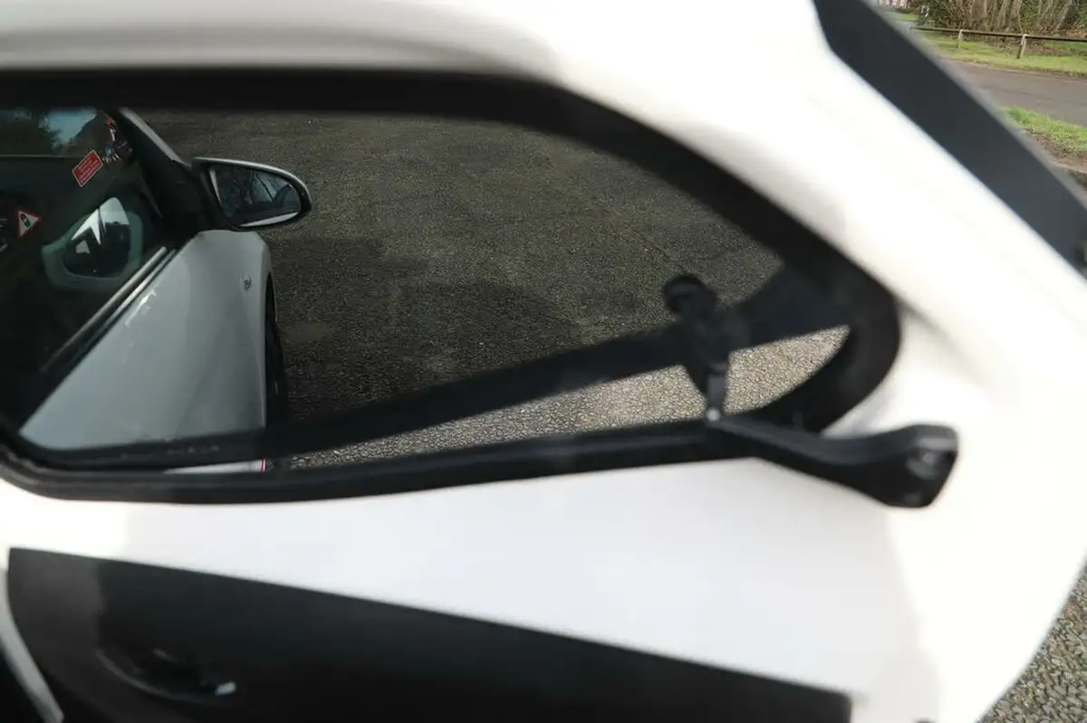 2017-toyota-aygo-10-vvt-i-x-press-71bhp-big-26