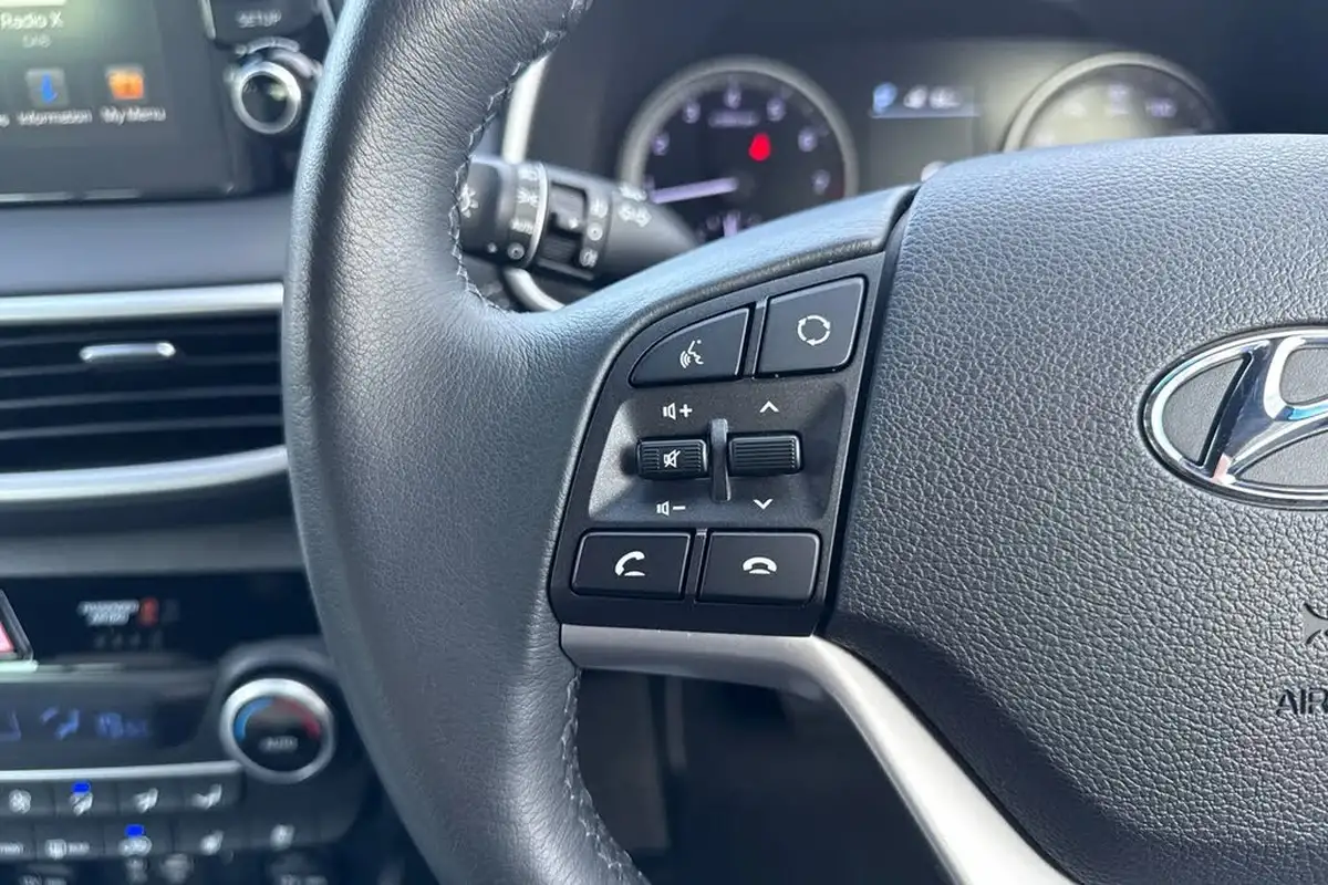 2020-hyundai-tucson-16-t-gdi-premium-se-dct-big-42