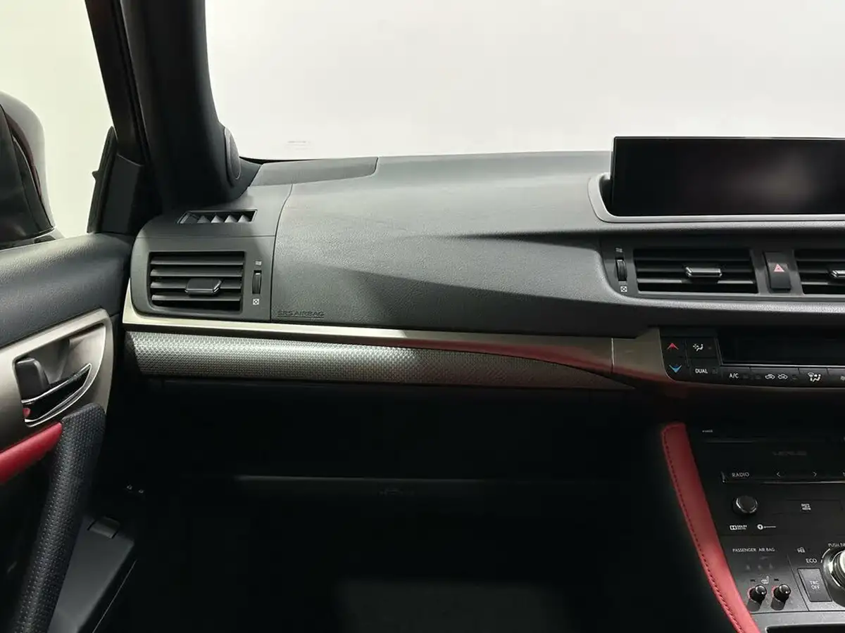 2020-lexus-ct-200h-18-f-sport-big-30