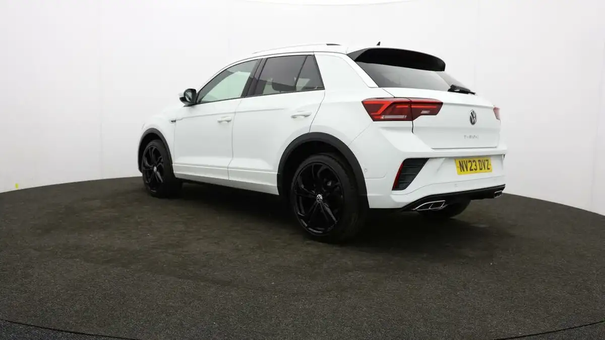 2023-volkswagen-t-roc-15-tsi-r-line-hatchback-5d-dsg-big-4
