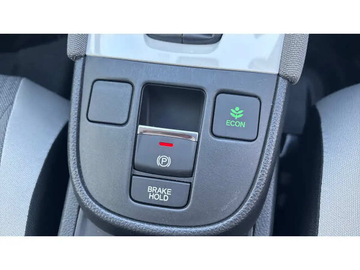2021-honda-jazz-15-i-mmd-crosstar-ex-109ps-two-tone-big-19