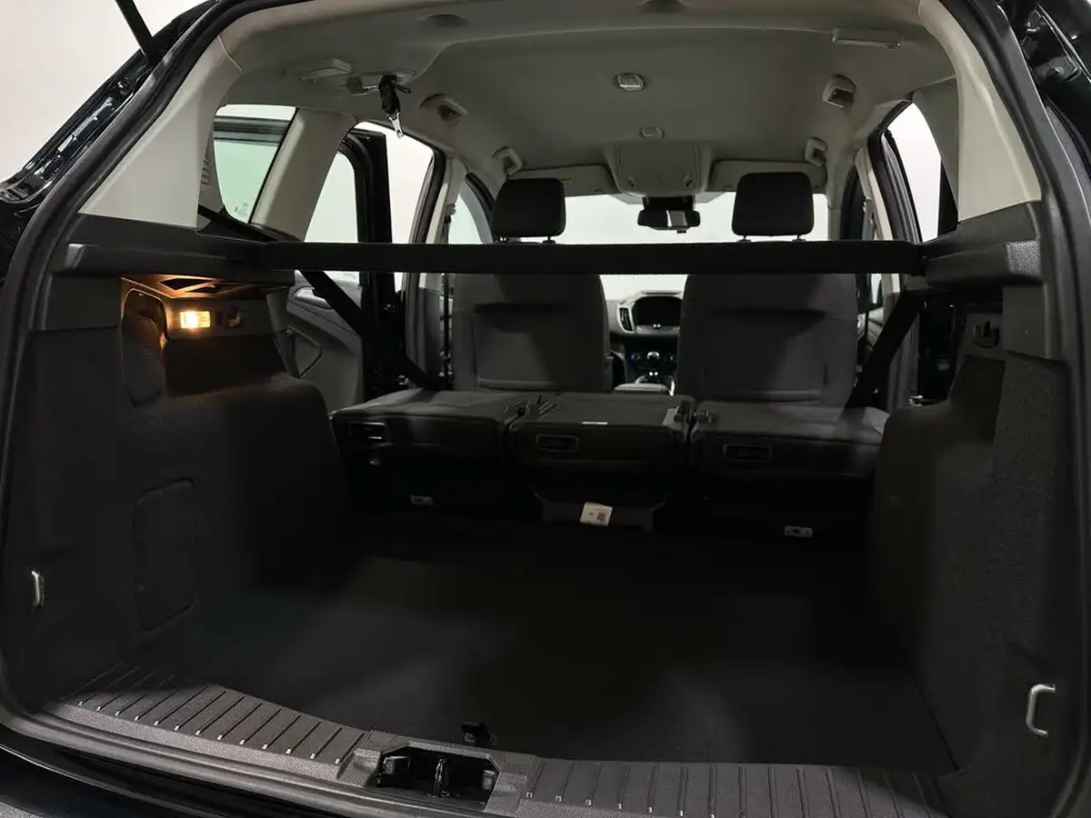 2019-ford-c-max-10t-titanium-125ps-big-41