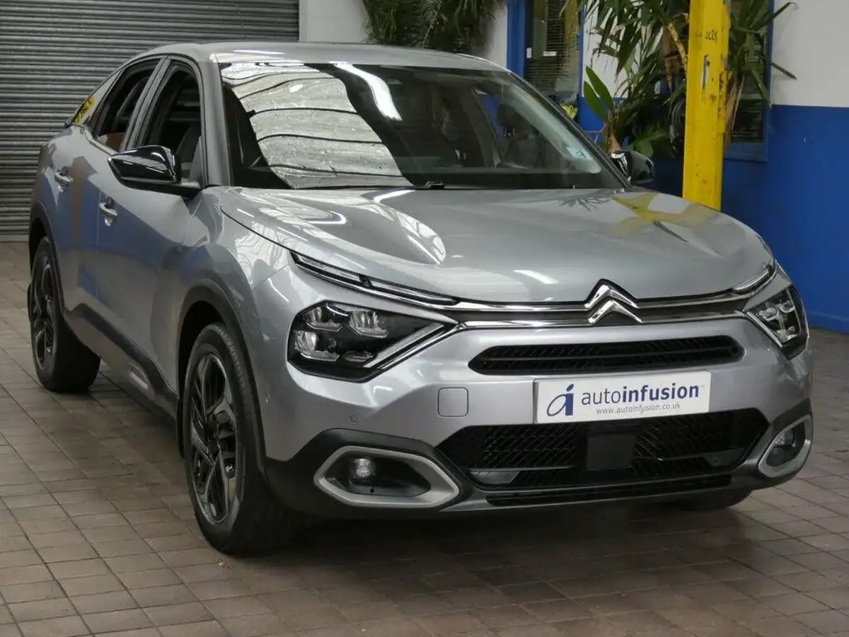 2021-citroen-c4-15bluehdi-shine-130ps-eat8-big-25