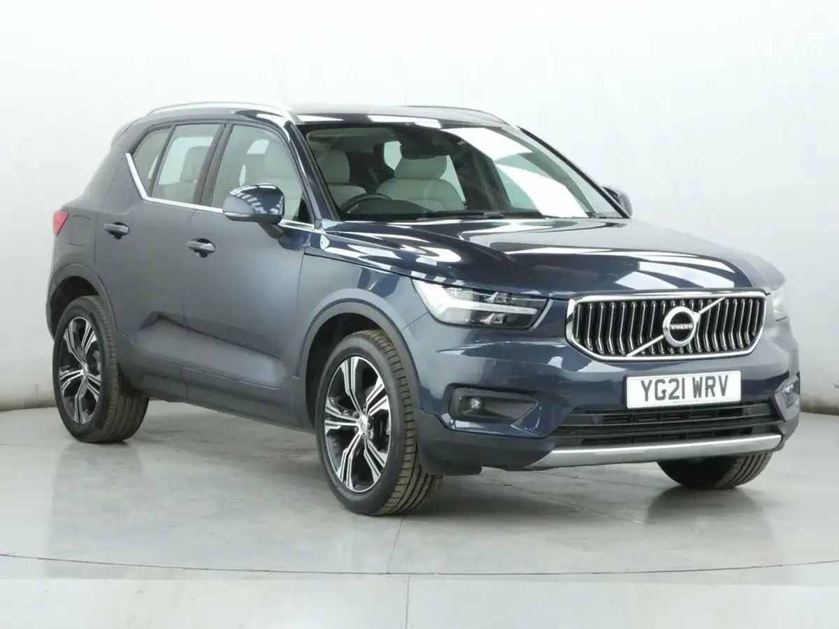 2021-volvo-xc40-15-t3-inscription-pro-161bhp-auto-big-3