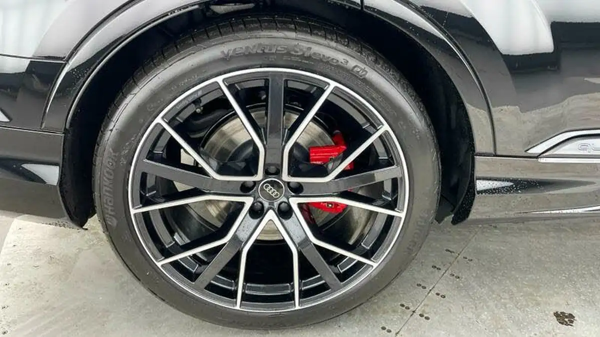 2024-audi-sq7-40-tfsi-black-edition-suv-big-32