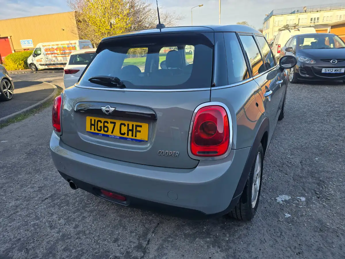 2017-mini-cooper-15-cooper-ss-hatchback-5d-big-6