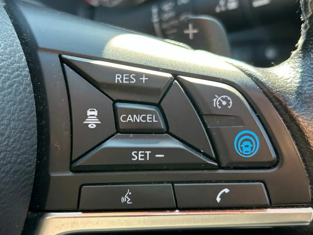 2021-nissan-juke-10-dig-t-tekna-dct-big-20