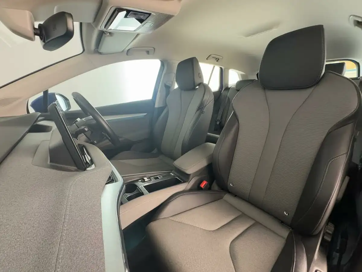 2023-skoda-enyaq-e-60-big-11