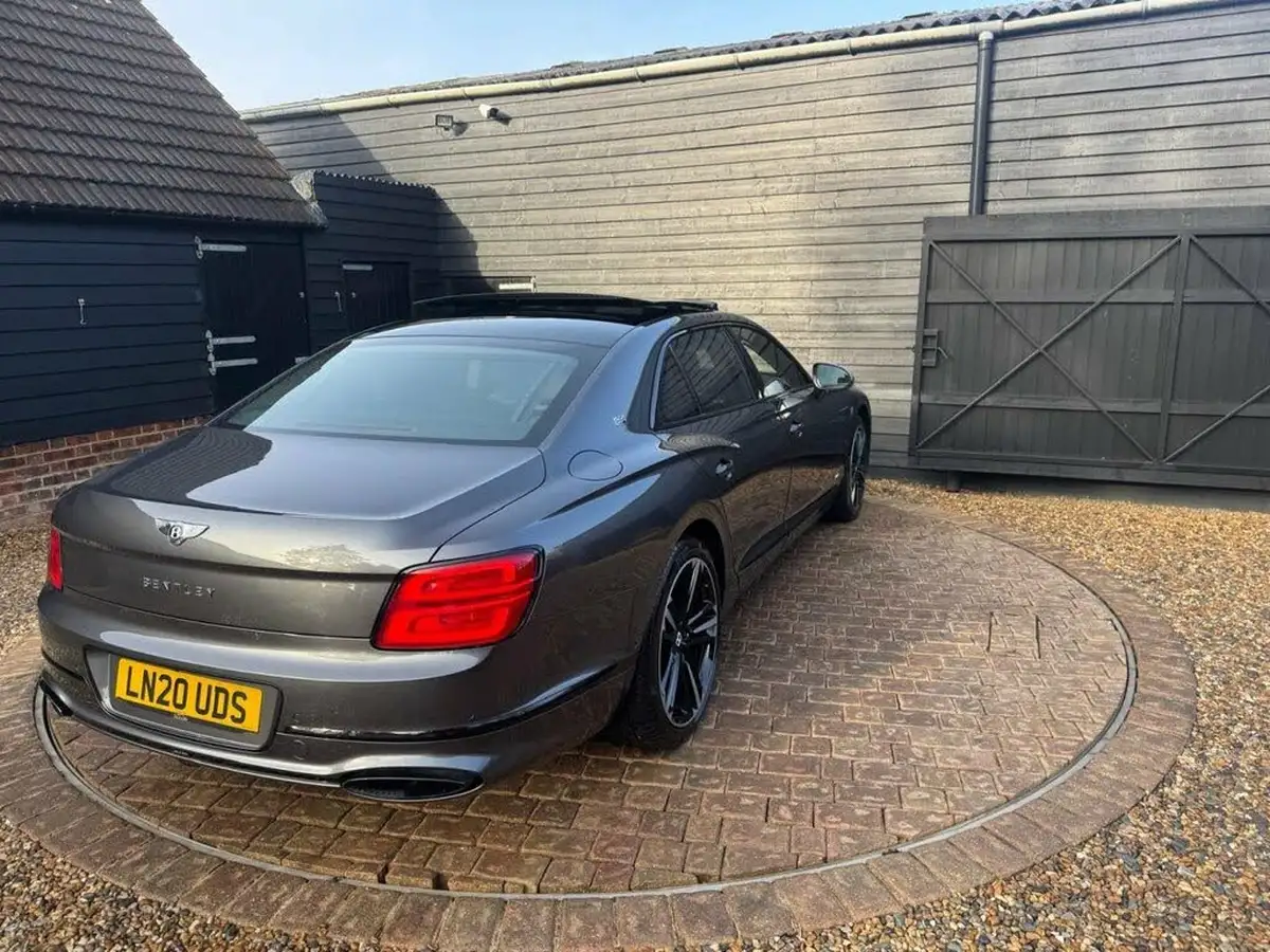 2020-bentley-flying-spur-60-w12-big-45