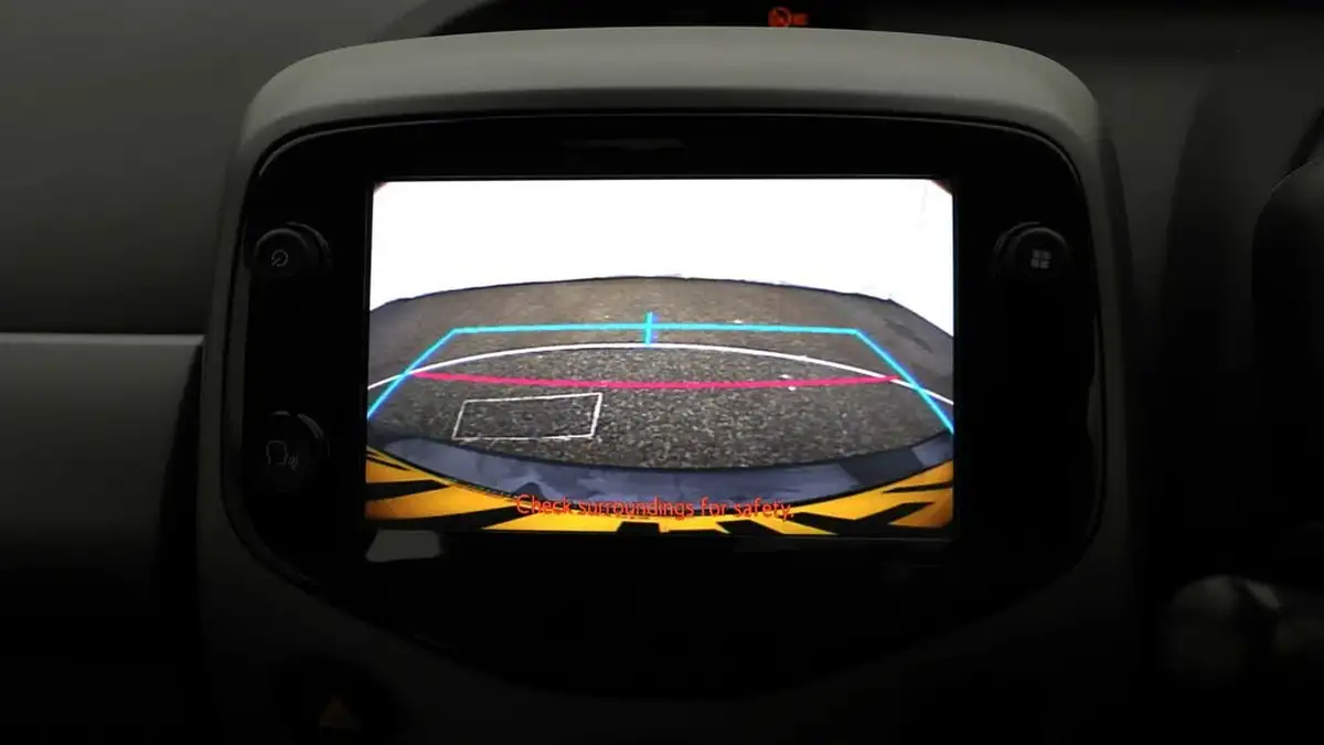 2021-toyota-aygo-10-vvt-i-x-play-tss-big-25