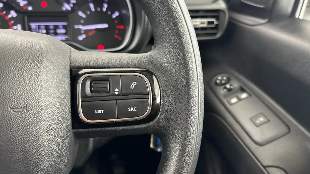 2023-toyota-proace-city-15d-icon-l2-big-20