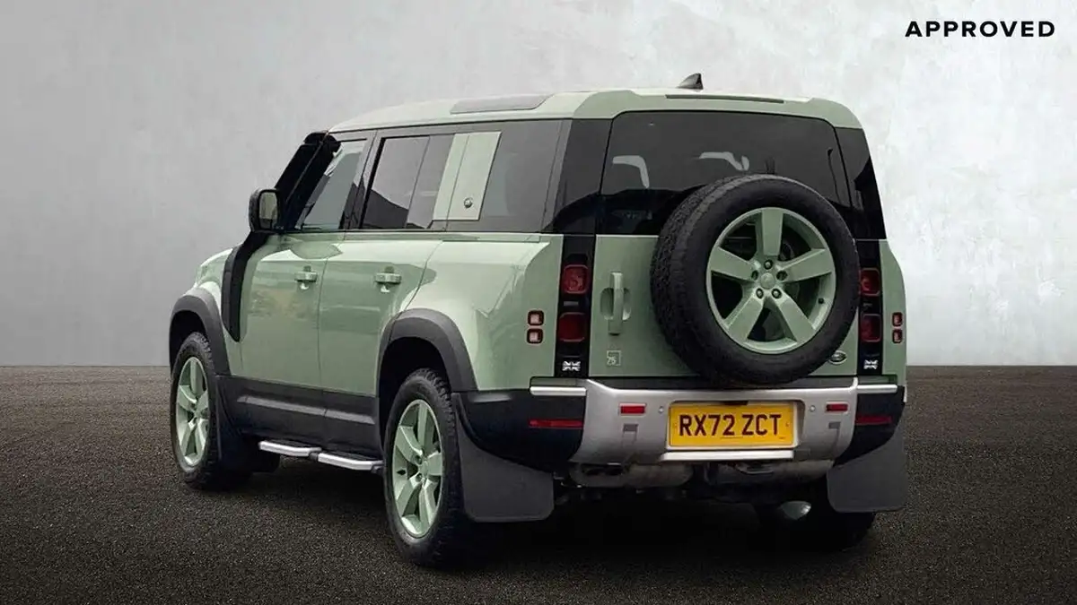 2023-land-rover-110-defender-30-d300-75th-edition-big-1