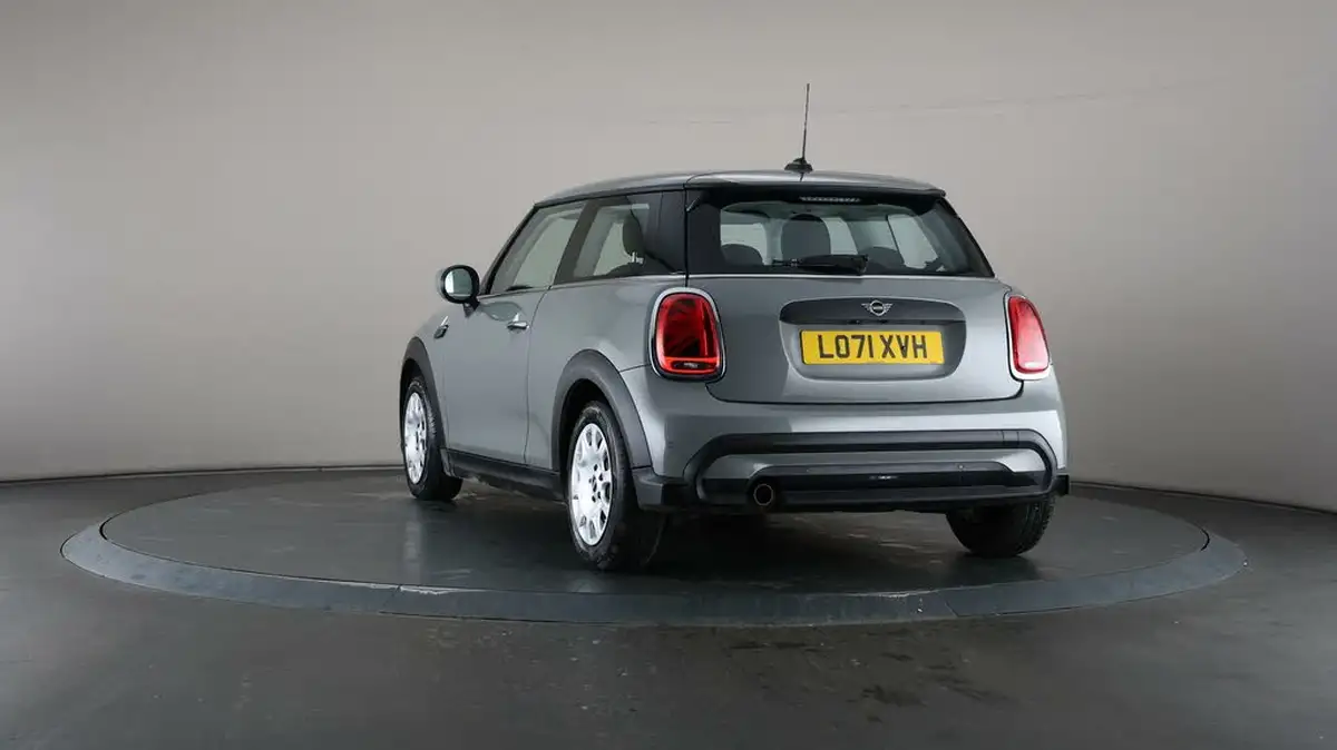 2022-mini-cooper-15-one-classic-3d-auto-big-47