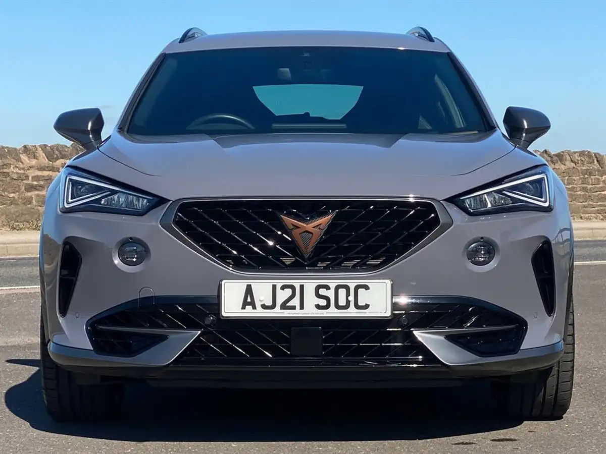 2021-cupra-formentor-20-tsi-vz2-big-33